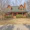 The Great Escape - Cabin with shared pool access - Saugatuck