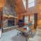 The Great Escape - Cabin with shared pool access - Saugatuck
