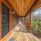 The Great Escape - Cabin with shared pool access - Saugatuck