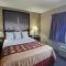 Super 8 by Wyndham Elgin - Elgin