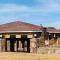 Rest and Work at Los Abrigos Villa in Molepolole - Molepolole