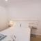 Best Houses 102 - Hut Spot Peniche