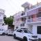 Jankivihar Homestay at Prahladghat within 1km from Shri Ram Mandir - Ayodhya