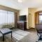 Best Western Plus Edmonds Harbor Inn