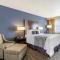 Best Western Plus Edmonds Harbor Inn