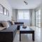 Stylish One-Bedroom Sea Retreat