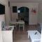 Babaloo Beach Apartments