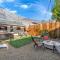 Cozy Cottage, Brand New, fully Private, walk to Everything - Thousand Oaks