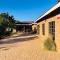 Rest and Work at Los Abrigos Villa in Molepolole - Molepolole