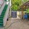 SMITHS HOMESTAY
