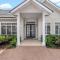 Hamptons On Figtree