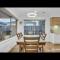 Home away from Home 22 mins from Airport and CBD