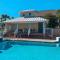 Poolside Paradise - شاطئ سانتا روزا
