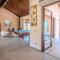 Pine and Olive Seahouse - Neo Chorio