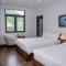 Charming Hill Hotel