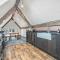 Quirky Retreats - Chester Rose