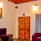 Karjat Hills - Refreshing Farmstay with courtyard & mountain views