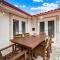 Crescent Beach Villas By Beachside Management