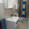 Modern Robinson Veli Bare