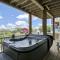 Luxurious 7BR Beach Home Ocean Views, Pool, Hot Tub - نورث توبسالي بيتش