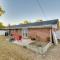 Lovely Little Rock Home with Fire Pit and Yard! - 小石城 Lovely Little Rock Home with Fire Pit and Yard! - 小石城