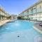 Prime DTPH Location w Pool