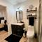 Love Shack in Foley/ Hot Tub / Modern Cozy