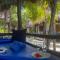Holbox by Xaloc - 奥尔沃克斯岛