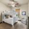 4 minutes from Canyon Lake with Jacuzzi, BBQ, Firepit, 1GbpWifi, and More - بحيرة كانيون