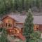 BEST VIEWS - Luxury Mountain Retreat - Saltwater HotTub, Firepit, BBQ - Close to SKI