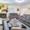 Nice big house with parking, fenced yard - Buffalo