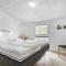 Nice Home In Hvide Sande With Sauna - Havrvig
