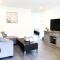 2BR APT with Brand new super quite AC, Washer, Dryer, Free EV Station, Free Parking in Cupertino - سانيفيل