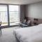 Hotel With City
