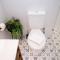 Stunning Northbridge Townhouse W Off St Parking