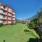 De Vivendi Resorts with 35000 Sqft Open Lawn with BBQ - 马拉里