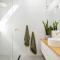 Stunning Trevallyn Retreat