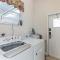 Beautiful 5 Bed Pool Home in Reunion-1223MS home - 基西米