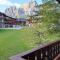 Chalet in Cortina, with garden and view