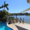 Serene Lakefront Villa with Private Pool - Mount Ommaney