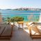 Villa Sea Touch - beachfront, with a heated pool - 罗戈兹尼察