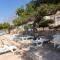 Villa Sea Touch - beachfront, with a heated pool - 罗戈兹尼察