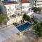 Villa Sea Touch - beachfront, with a heated pool - 罗戈兹尼察