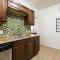 U1 - Entire 2 BR APT in DT PHX with pkg