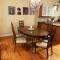 MASSiVE Bohemian Oasis in Philly 5 Bdrm Sleeps 12 - فيلادلفيا