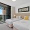 Luxury Living At The Oracle