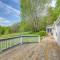 Deck and Views Secluded Retreat in Fairview! - Fairview