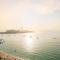 Spacious La Vie 3BR with Private Beach Access by ANW Vacation Homes - Dubaj