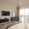 Spacious La Vie 3BR with Private Beach Access by ANW Vacation Homes - Dubaj