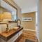 Luxury Waterfront Condo
